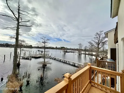 7 Gardner Point Drive Elizabeth City NC 27909