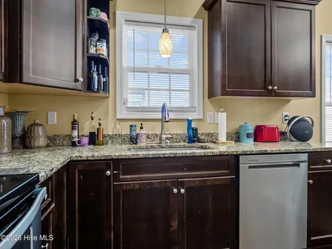 404 Kinroff Drive Hubert NC 28539