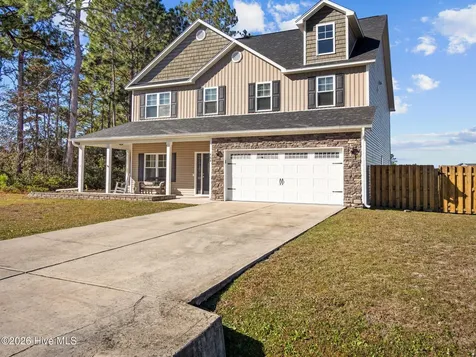 404 Kinroff Drive Hubert NC 28539