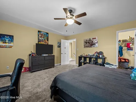 404 Kinroff Drive Hubert NC 28539