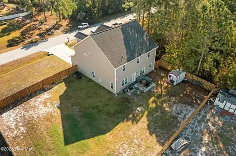 404 Kinroff Drive Hubert NC 28539