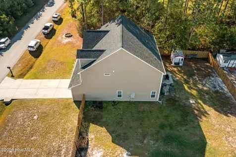 404 Kinroff Drive Hubert NC 28539