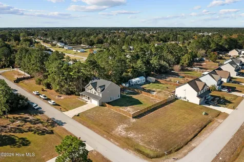 404 Kinroff Drive Hubert NC 28539