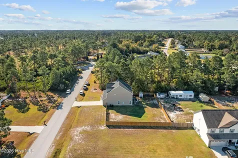 404 Kinroff Drive Hubert NC 28539
