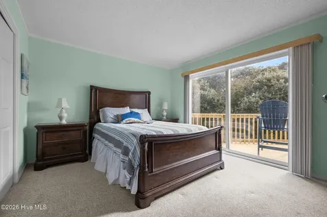 650 Salter Path Road Pine Knoll Shores NC 28512