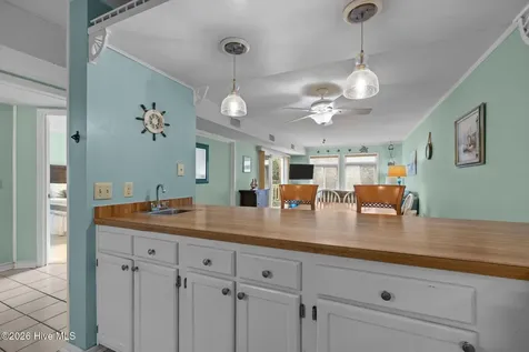 650 Salter Path Road Pine Knoll Shores NC 28512