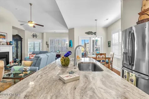 4171 Cambridge Cove Circle SE Southport NC 28461