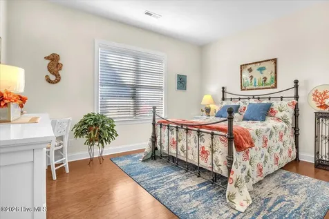 4171 Cambridge Cove Circle SE Southport NC 28461