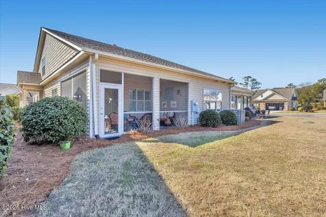 4171 Cambridge Cove Circle SE Southport NC 28461