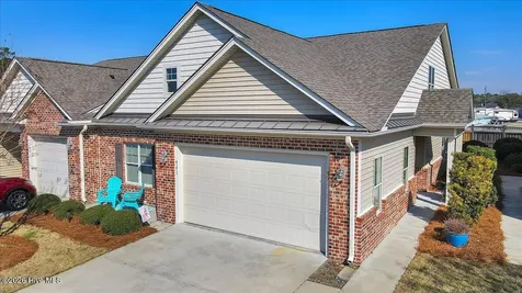 4171 Cambridge Cove Circle SE Southport NC 28461