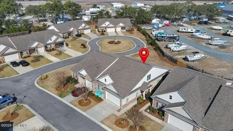 4171 Cambridge Cove Circle SE Southport NC 28461