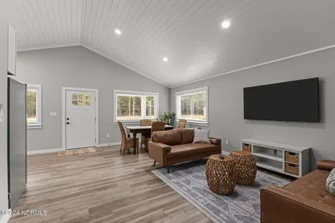 151 Long Pond Loop Swansboro NC 28584