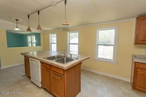 423 Gray Drive SW Shallotte NC 28470