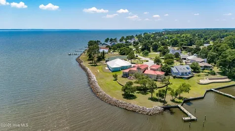 6054 Dolphin Road Oriental NC 28571