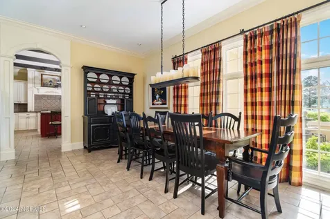 6054 Dolphin Road Oriental NC 28571