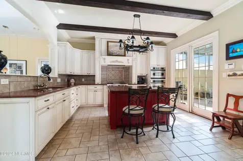 6054 Dolphin Road Oriental NC 28571