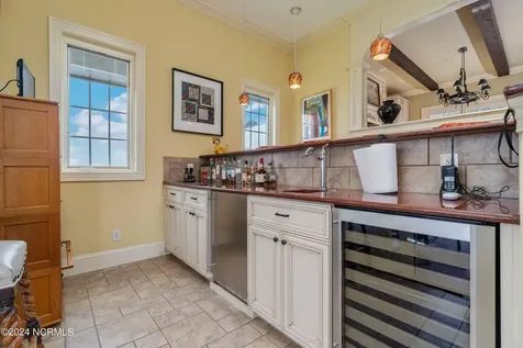 6054 Dolphin Road Oriental NC 28571