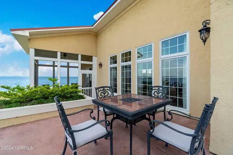 6054 Dolphin Road Oriental NC 28571