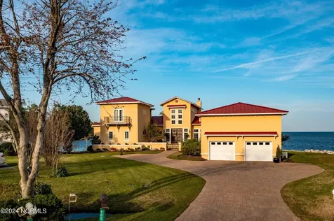 6054 Dolphin Road Oriental NC 28571