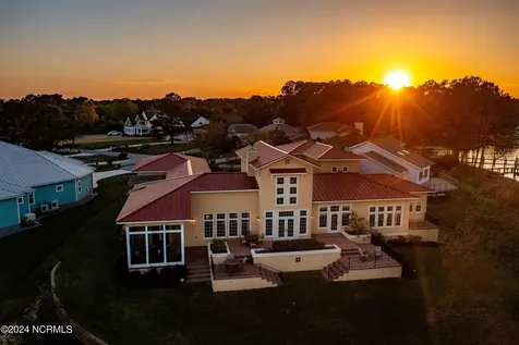 6054 Dolphin Road Oriental NC 28571