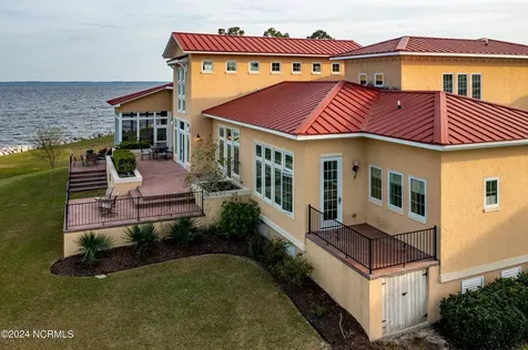 6054 Dolphin Road Oriental NC 28571