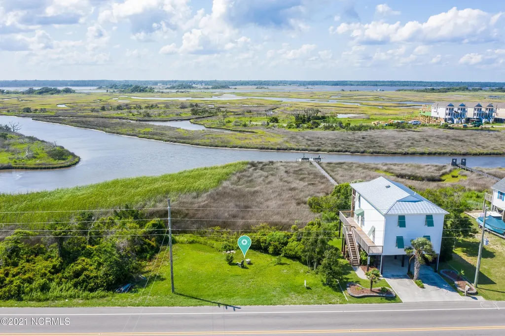 1211 N New River Drive Surf City NC 28445