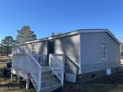 52 Classic Road Plymouth NC 27962