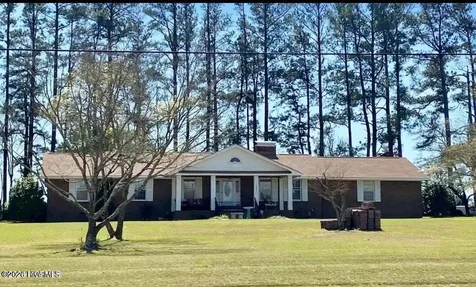 4803 Andrew Jackson Highway SW Chadbourn NC 28431