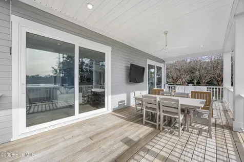 2525 Royal Palm Lane Wilmington NC 28409