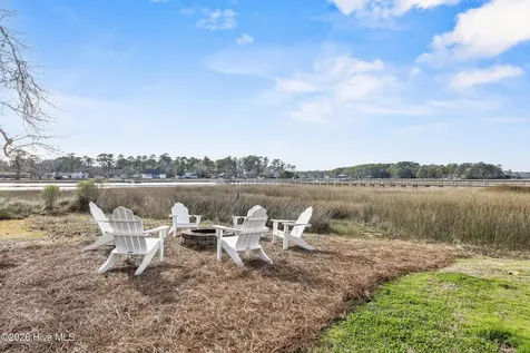 2525 Royal Palm Lane Wilmington NC 28409