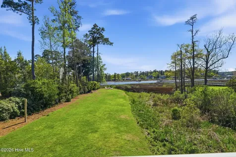 2525 Royal Palm Lane Wilmington NC 28409
