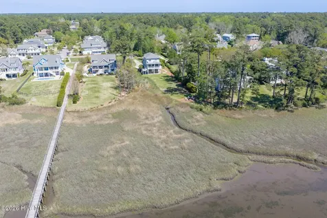 2525 Royal Palm Lane Wilmington NC 28409