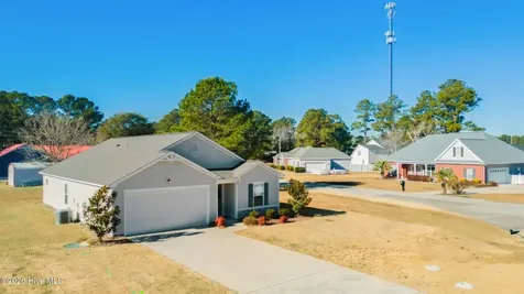 807 Fox Street SW Shallotte NC 28470