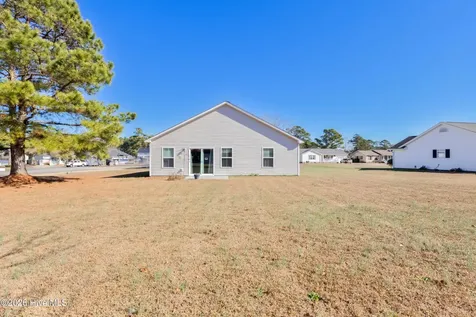 807 Fox Street SW Shallotte NC 28470