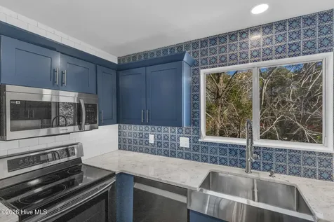 5221 Largo Court Wilmington NC 28409