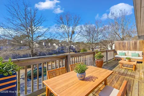 5221 Largo Court Wilmington NC 28409