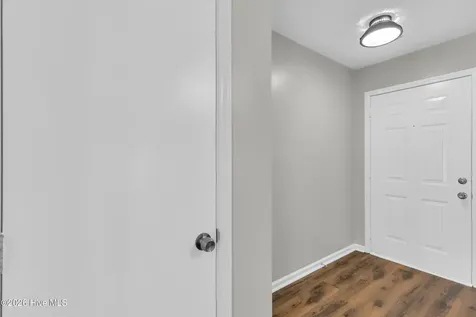 5221 Largo Court Wilmington NC 28409