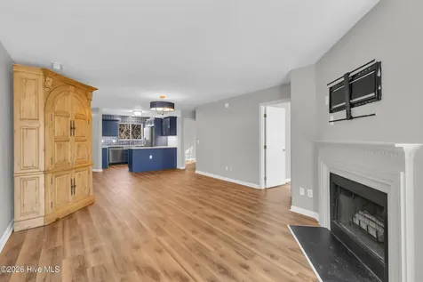 5221 Largo Court Wilmington NC 28409
