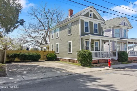 813 N Craven Street New Bern NC 28560