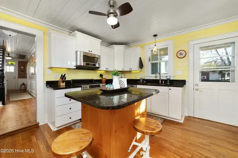 813 N Craven Street New Bern NC 28560