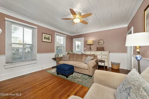 813 N Craven Street New Bern NC 28560