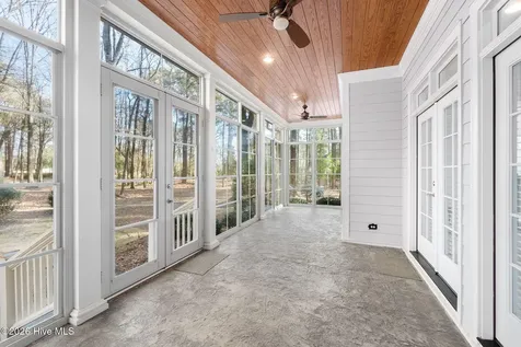174 Southern Magnolia Lane Wallace NC 28466