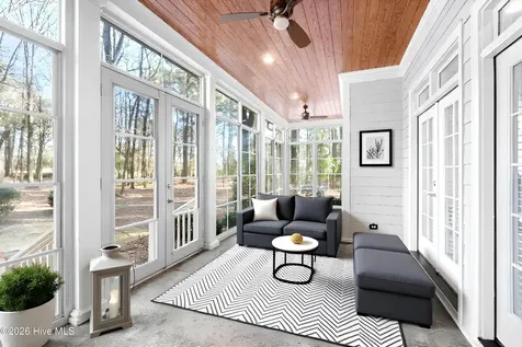 174 Southern Magnolia Lane Wallace NC 28466