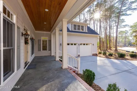 174 Southern Magnolia Lane Wallace NC 28466