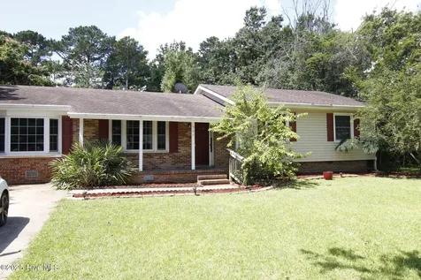 504 Greenbriar Drive Jacksonville NC 28546