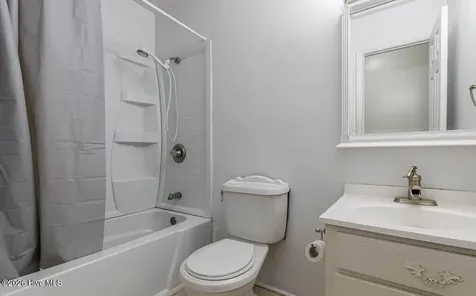 504 Greenbriar Drive Jacksonville NC 28546