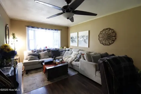 504 Greenbriar Drive Jacksonville NC 28546