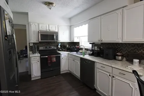 504 Greenbriar Drive Jacksonville NC 28546