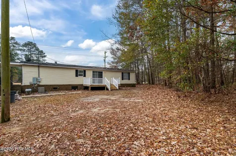 1506 S King Street Windsor NC 27983