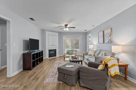 5004 Hunters Trail Wilmington NC 28405
